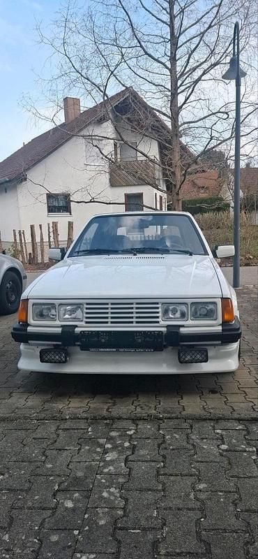 Gebraucht Ford Escort 105 PS (77 kW) 1983 Weiß Cabrio