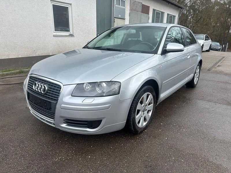 Gebraucht Audi A3 Ambiente 102 PS (75 kW) 2006 Silber Kleinwagen