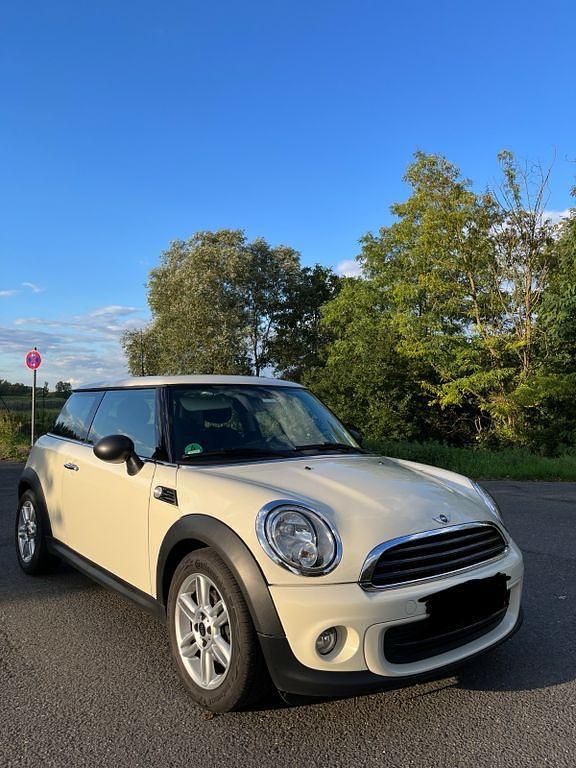 Beige Gebraucht 2011 Mini ONE Kleinwagen | 5.950 € (Etwas zu teuer) - Bild 1/4