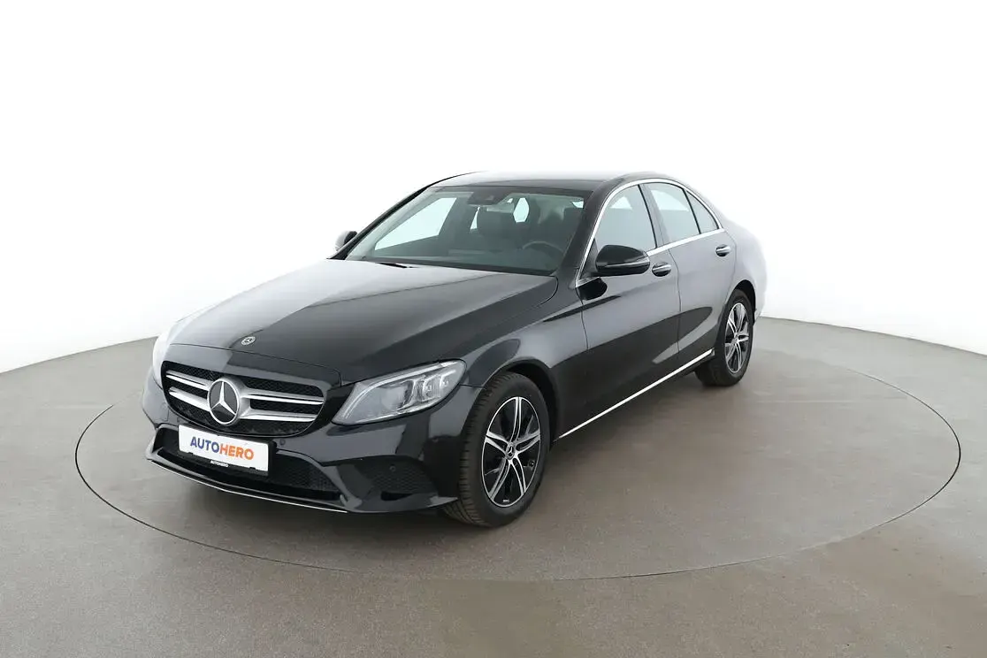 Gebraucht Mercedes C220 Avantgarde 194 PS (142 kW) 2020 Limousine