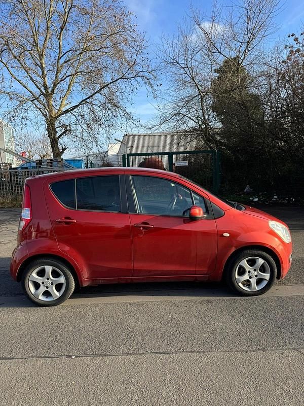 Rot Gebraucht 2009 Suzuki Splash Kleinwagen | 3.300 € - Bild 1/4