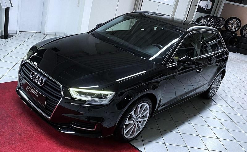 Gebraucht Audi A3 Sportback Design 150 PS (110 kW) 2019 Schwarz Kleinwagen