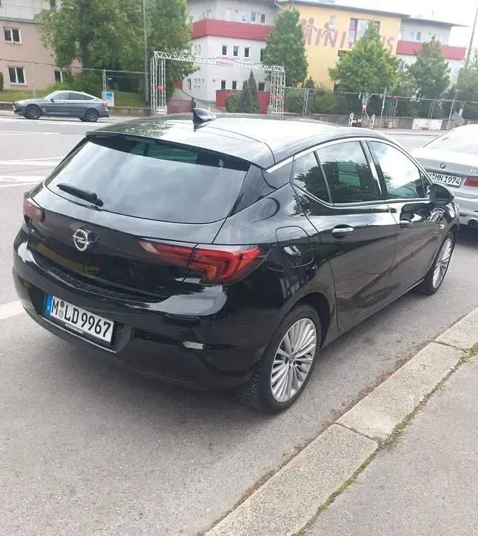 Gebraucht Opel Astra Dynamic 150 PS (110 kW) 2017 Schwarz Limousine