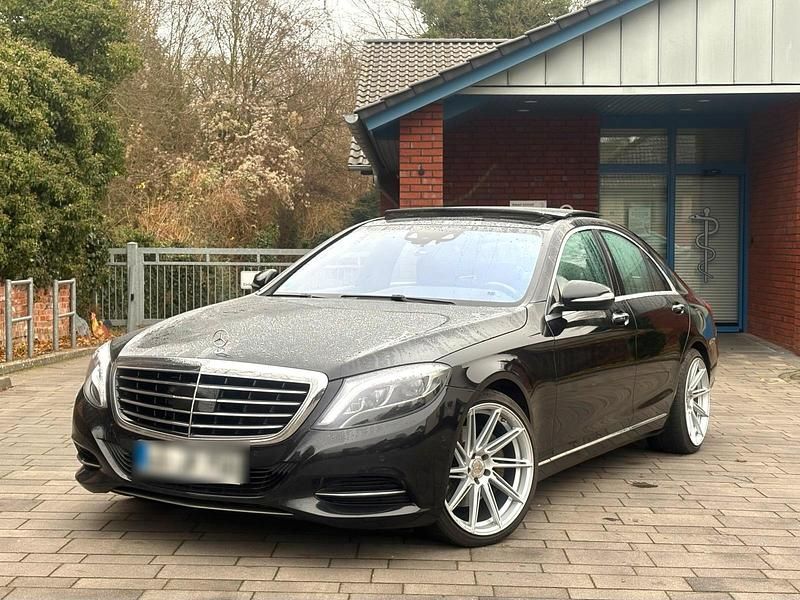 Schwarz Gebraucht 2014 Mercedes S350 Limousine | 25.999 € (Fairer Preis) - Bild 1/4