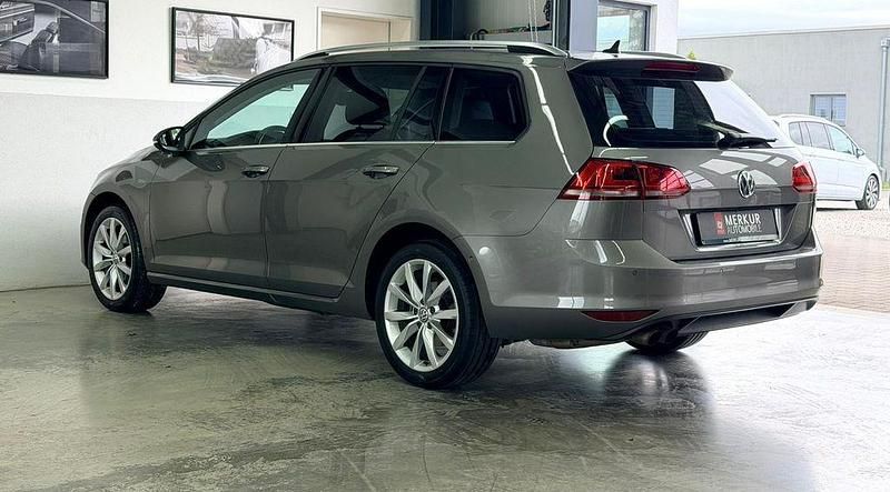 Gebraucht VW Golf VII Highline 140 PS (102 kW) 2014 Grau Kombi