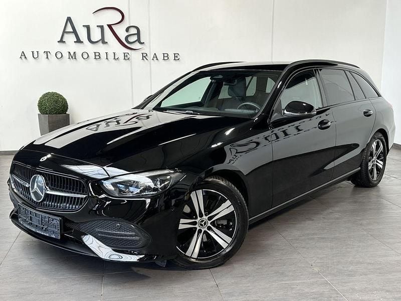 Schwarz Gebraucht 2021 Mercedes C220 Avantgarde Limousine | 28.989 € (Guter Preis) - Bild 1/4