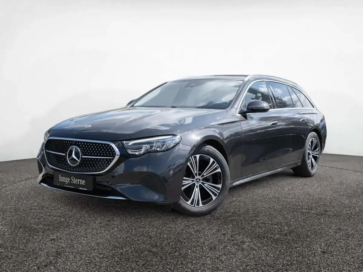 Gebraucht Mercedes E220 Avantgarde 197 PS (144 kW) 2025 Grau metalliclack graphitgrau Kombi