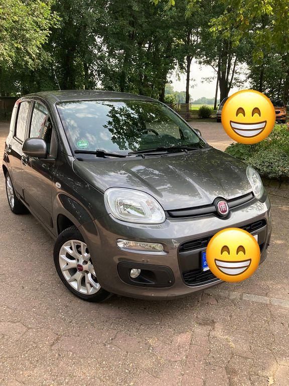 Grau Gebraucht 2017 Fiat Panda Lounge Kleinwagen | 7.800 € (Guter Preis) - Bild 1/4