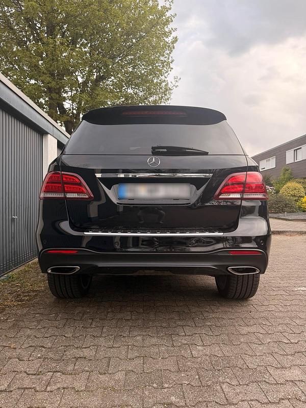 Gebraucht Mercedes GLE500 AMG 455 PS (334 kW) 2017 Schwarz SUV
