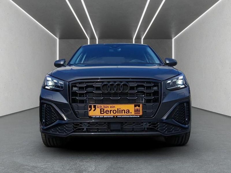 Neu Audi Q2 S-Line 150 PS (110 kW) 2026 Grau SUV