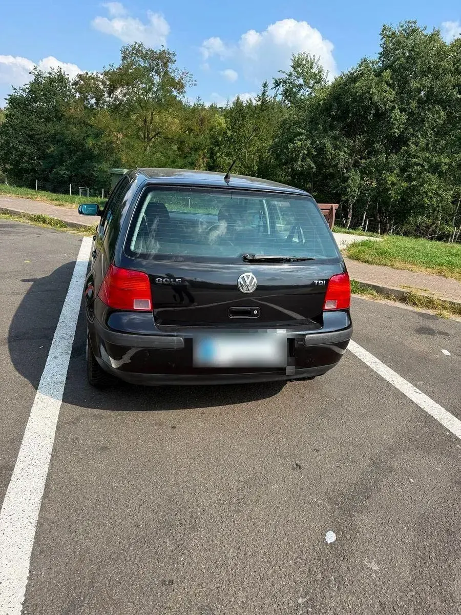 Gebraucht VW Golf IV Basis 90 PS (66 kW) 2000 Schwarz Limousine