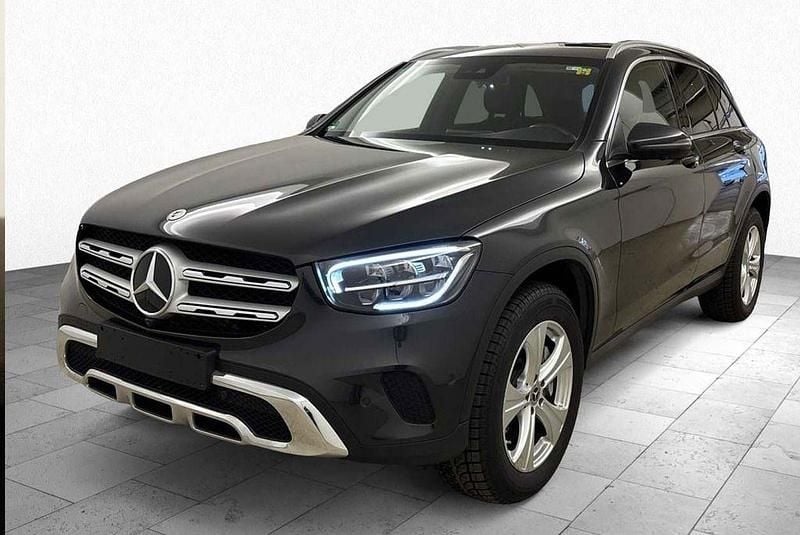 Gebraucht Mercedes GLC300e 320 PS (235 kW) 2021 Grau SUV