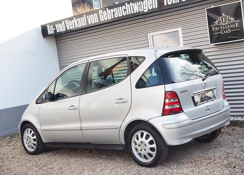 Gebraucht Mercedes A160 Elegance 102 PS (75 kW) 2002 Silber Kleinwagen