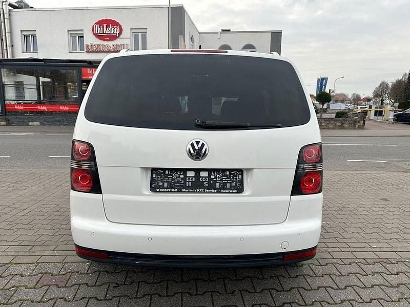 Gebraucht VW Touran Freestyle 140 PS (102 kW) 2010 Weiß Van / Kleinbus