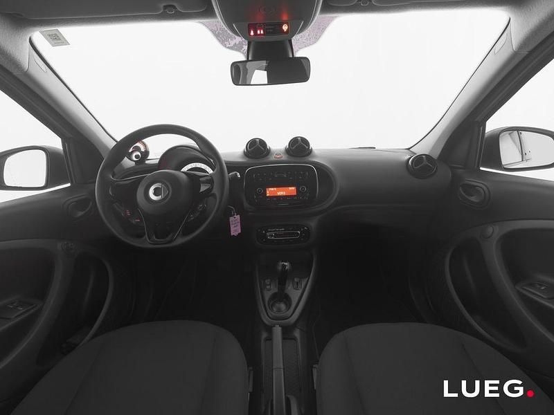 Gebraucht Smart ForFour Electric Drive 60 kW (82 PS) 2021 Weiß Limousine