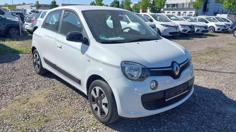 Weiß Gebraucht 2018 Renault Twingo LIMITED Kleinwagen | 9.950 € (Etwas zu teuer) - Bild 1/4