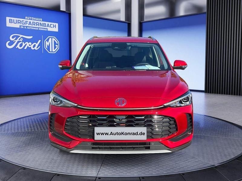 Neu MG ZS Comfort 116 PS (85 kW) 2025 Rot Limousine