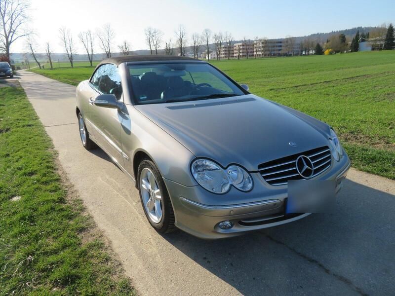 Silber Gebraucht 2004 Mercedes CLK200 Avantgarde Cabrio | 10.999 € (Etwas zu teuer) - Bild 1/4