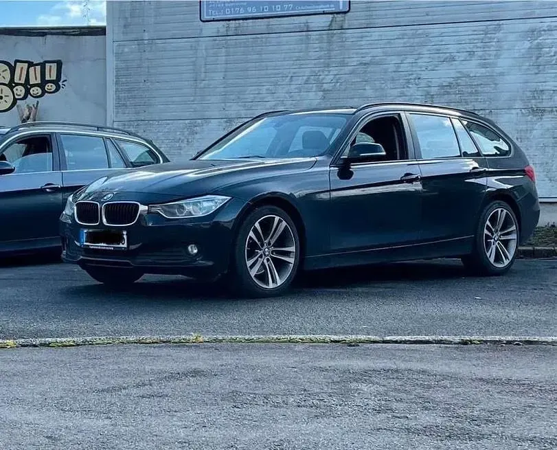 Gebraucht BMW 320 Performance 184 PS (135 kW) 2014 Schwarz Kombi