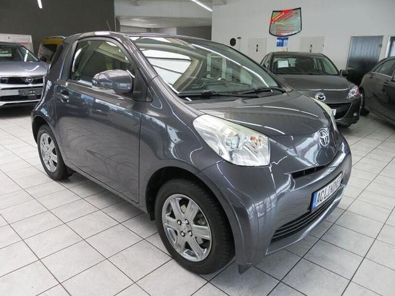 Gebraucht Toyota iQ 75 PS (55 kW) 2013 Grau Kleinwagen
