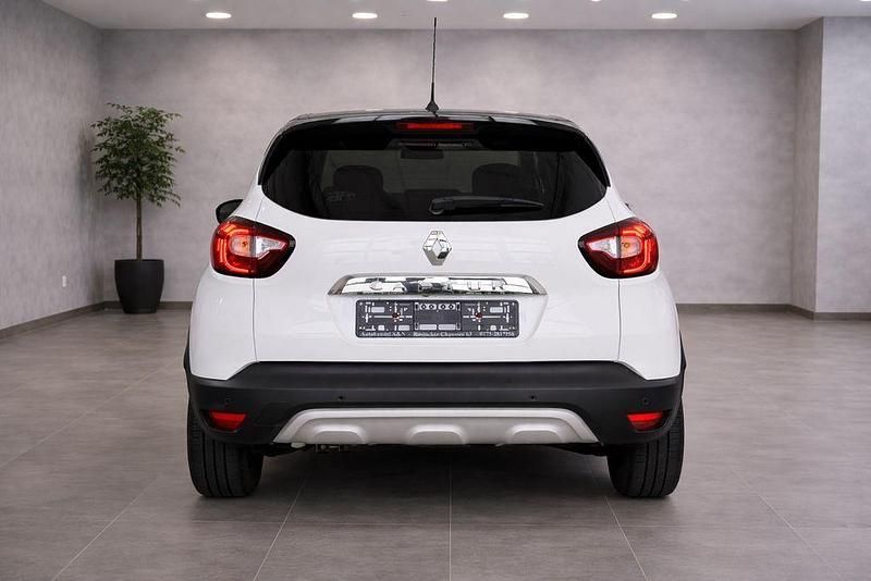 Używany Renault Captur Collection 131 KM (96 kW) 2020 Biały SUV