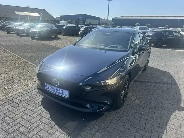 Gebraucht Mazda 3 Nagisa 140 PS (102 kW) 2025 Blau Limousine