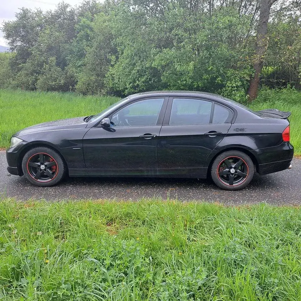 Usata BMW 320 150 CV (110 kW) 2006 Nero Berlina