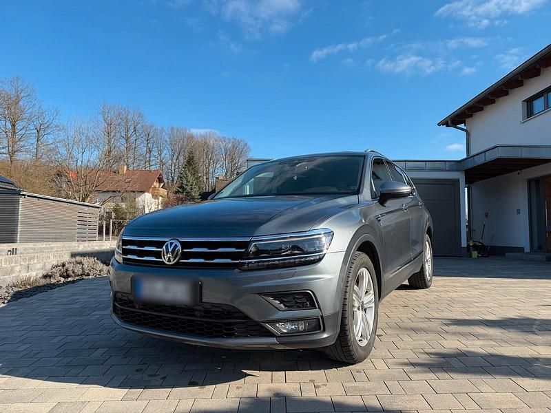 Gebraucht VW Tiguan Allspace 190 PS (139 kW) 2018 Grau SUV