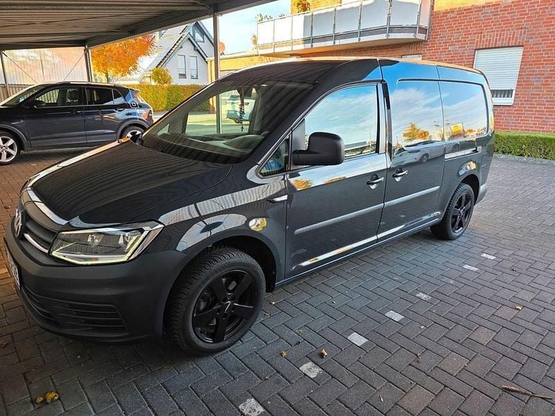 Grau Gebraucht 2018 VW Caddy Van / Kleinbus | 17.000 € (Superpreis) - Bild 1/4