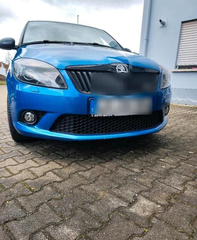 Blau Gebraucht 2013 Skoda Fabia RS Limousine | 8.999 € (Teuer) - Bild 1/4