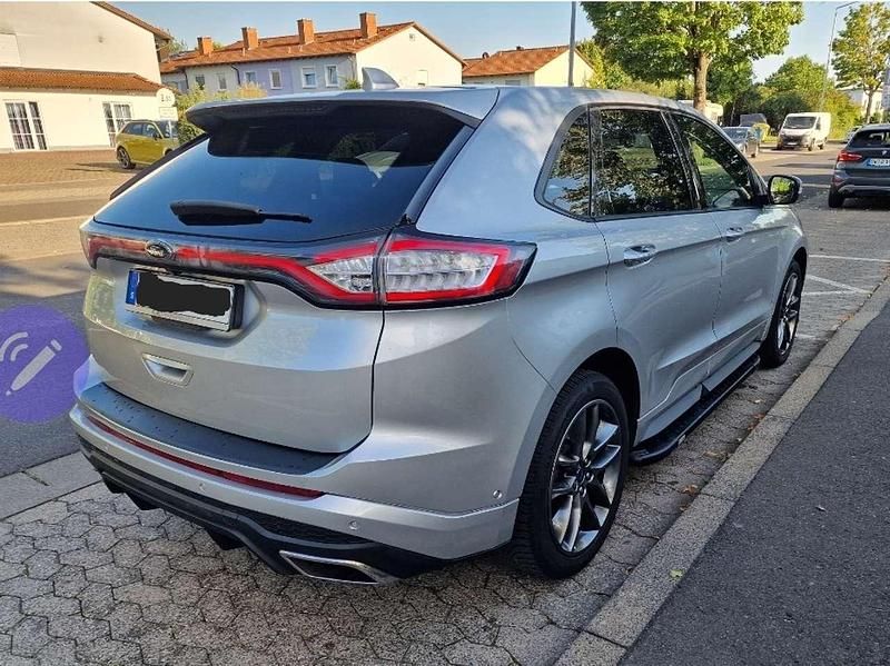 Second-hand Ford Edge ST-Line 209 CP (153 kW) 2018 Argintiu SUV