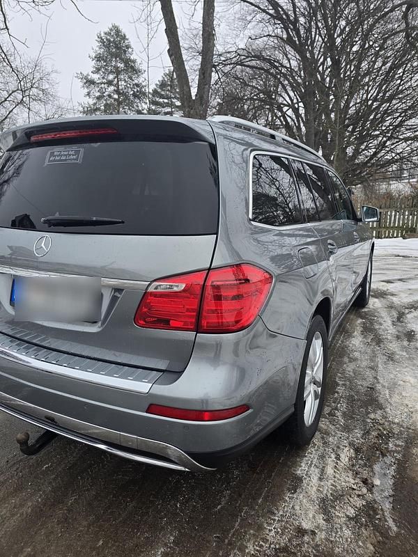 Gebraucht Mercedes GL350 250 PS (183 kW) 2015 SUV