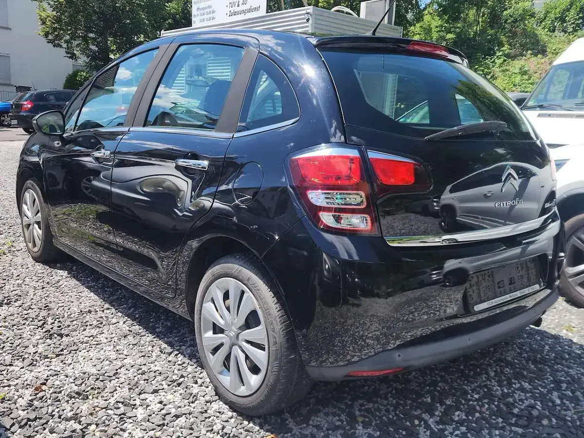 Gebraucht Citroën C3 SELECTION 82 PS (60 kW) 2015 Schwarz perla nera/metallick Kleinwagen