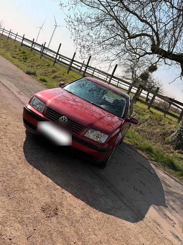 Gebraucht VW Bora 1999 Rot Limousine