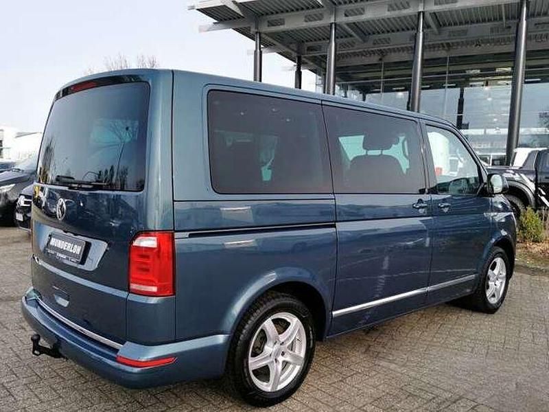 Gebraucht VW T6 Highline 2019 Grün Van