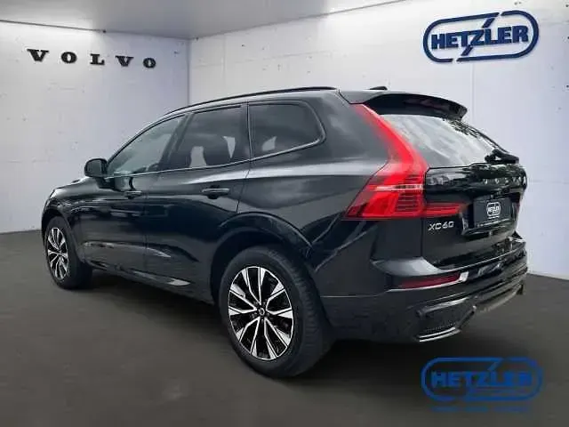 Gebraucht Volvo XC60 145 PS (106 kW) 2024 SUV