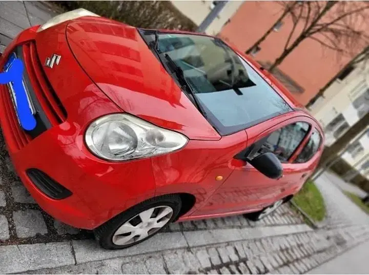 Gebraucht Suzuki Alto 69 PS (50 kW) 2012 Rot Kleinwagen
