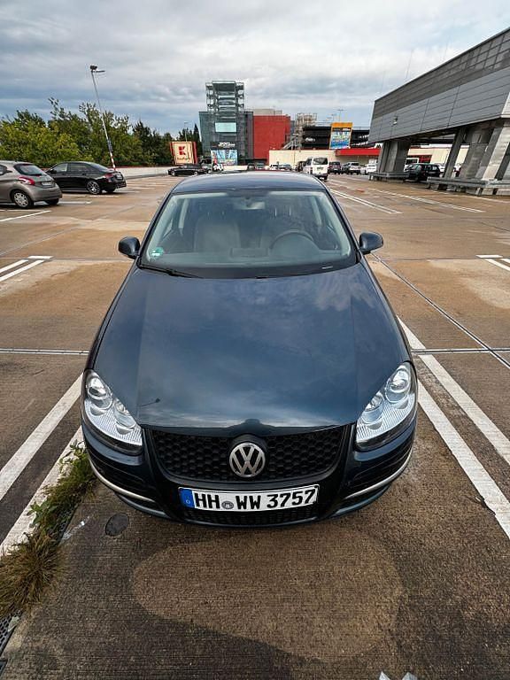 Gebraucht VW Jetta Sportline 150 PS (110 kW) 2006 Blau Limousine