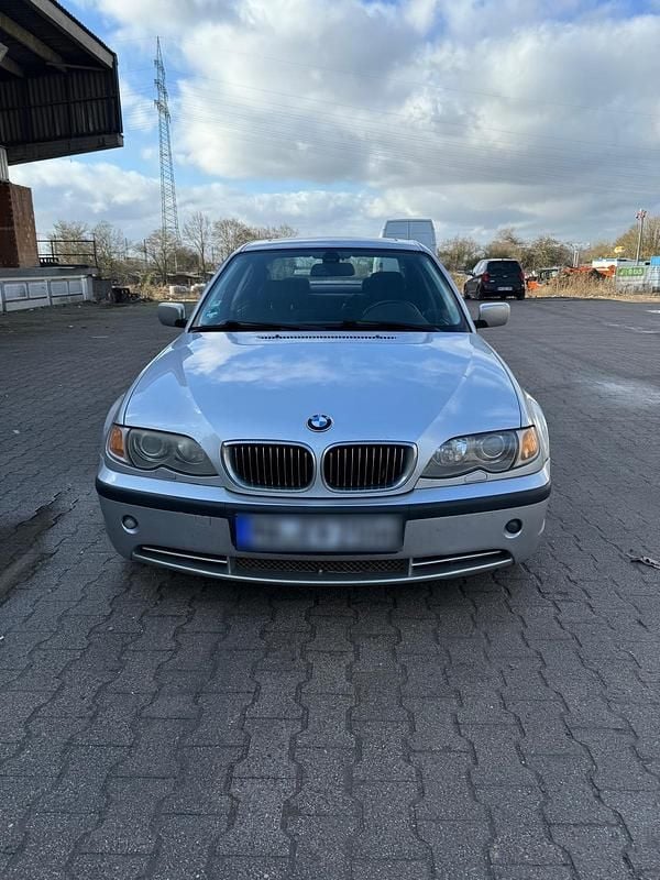 Gebraucht BMW 330 231 PS (169 kW) 2002 Silber Limousine