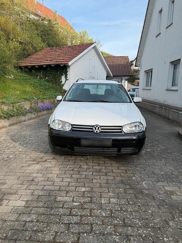 Second-hand VW Golf IV 105 CP (77 kW) 2002 Break