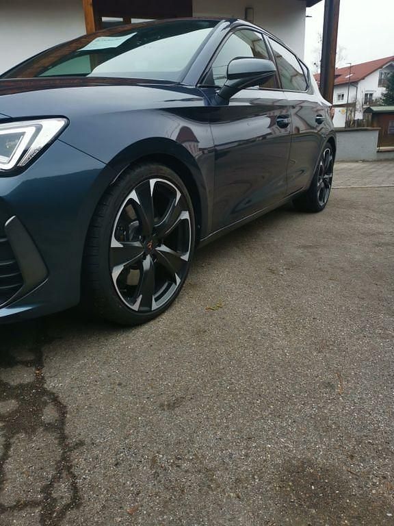 Gebraucht Cupra Leon VZ 300 PS (220 kW) 2022 Limousine