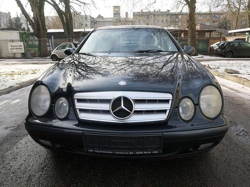 Gebraucht Mercedes CLK320 Elegance 218 PS (160 kW) 1997 Blau Coupé