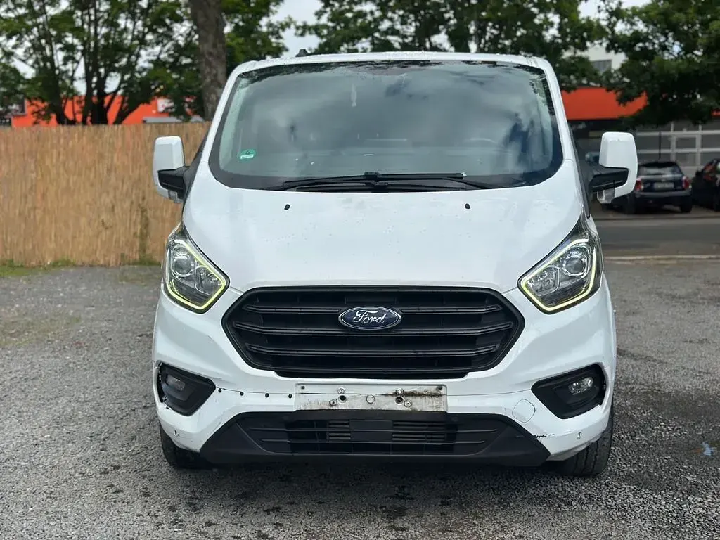 Używany Ford Transit Custom Trend 131 KM (96 kW) 2020 Biały Minivan