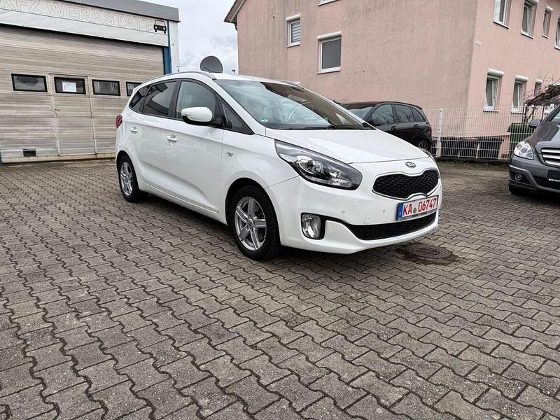 Gebraucht Kia Carens Edition 7 135 PS (99 kW) 2014 Weiß Van / Kleinbus
