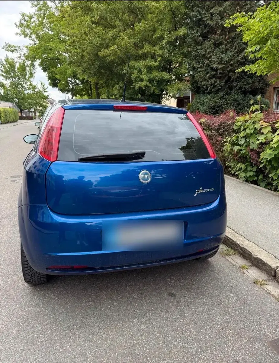 Gebraucht Fiat Punto 95 PS (69 kW) 2007 Blau Kleinwagen