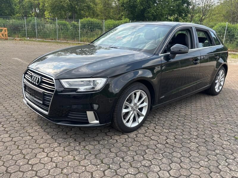 Schwarz Gebraucht 2017 Audi A3 Kleinwagen | 19.500 € (Guter Preis) - Bild 1/4