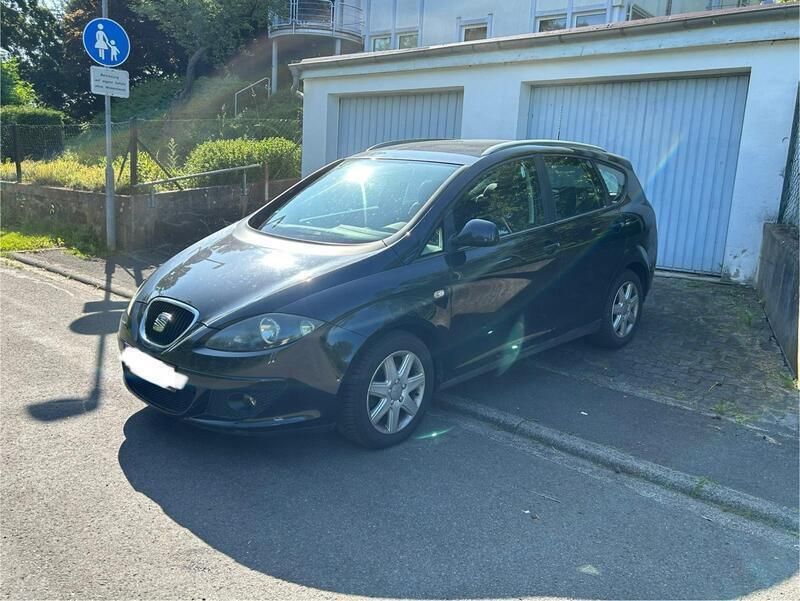 Schwarz Gebraucht 2008 Seat Altea XL Van / Kleinbus | 2.800 € (Guter Preis) - Bild 1/4