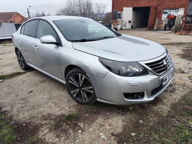 Silber Gebraucht 2012 Renault Latitude Limousine | 3.750 € - Bild 1/4
