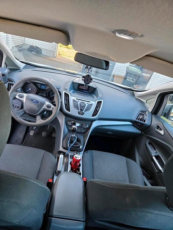 Gebraucht Ford Grand C-Max 116 PS (85 kW) 2010 Van / Kleinbus