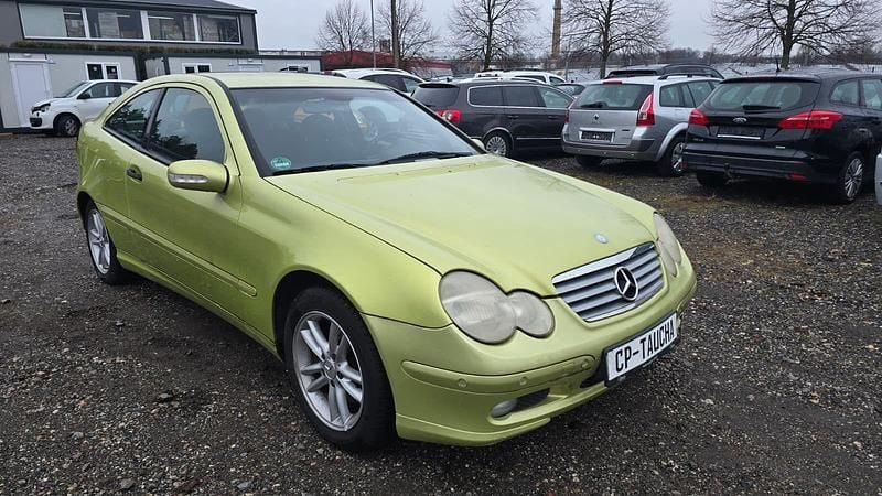 Gebraucht Mercedes C230 197 PS (144 kW) 2002 Grün Coupé